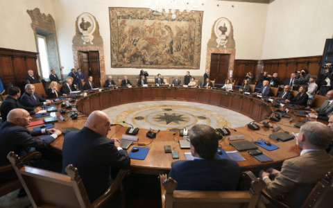 Milleproroghe oggi in Cdm: rinviato aumento multe, prorogati bonus giovani e scudo penale per medici