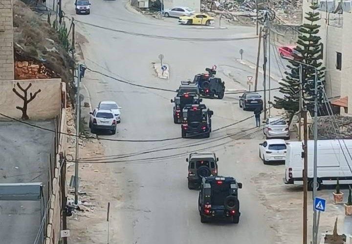 Cisgiordania: attivisti italiani aggrediti dai coloni in un’area dove non dovrebbe esserci presenza israeliana