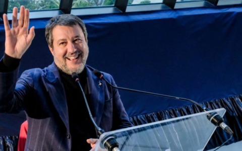 Salvini assolto: “Difendere i confini non è reato”