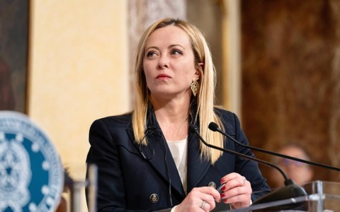 Ucraina, Meloni: “Serve convergenza su reali bisogni vitali di Kiev”