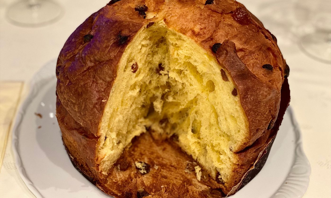 Per la prima volta il pandoro sorpassa il panettone fra i dolci natalizi preferiti dagli italiani