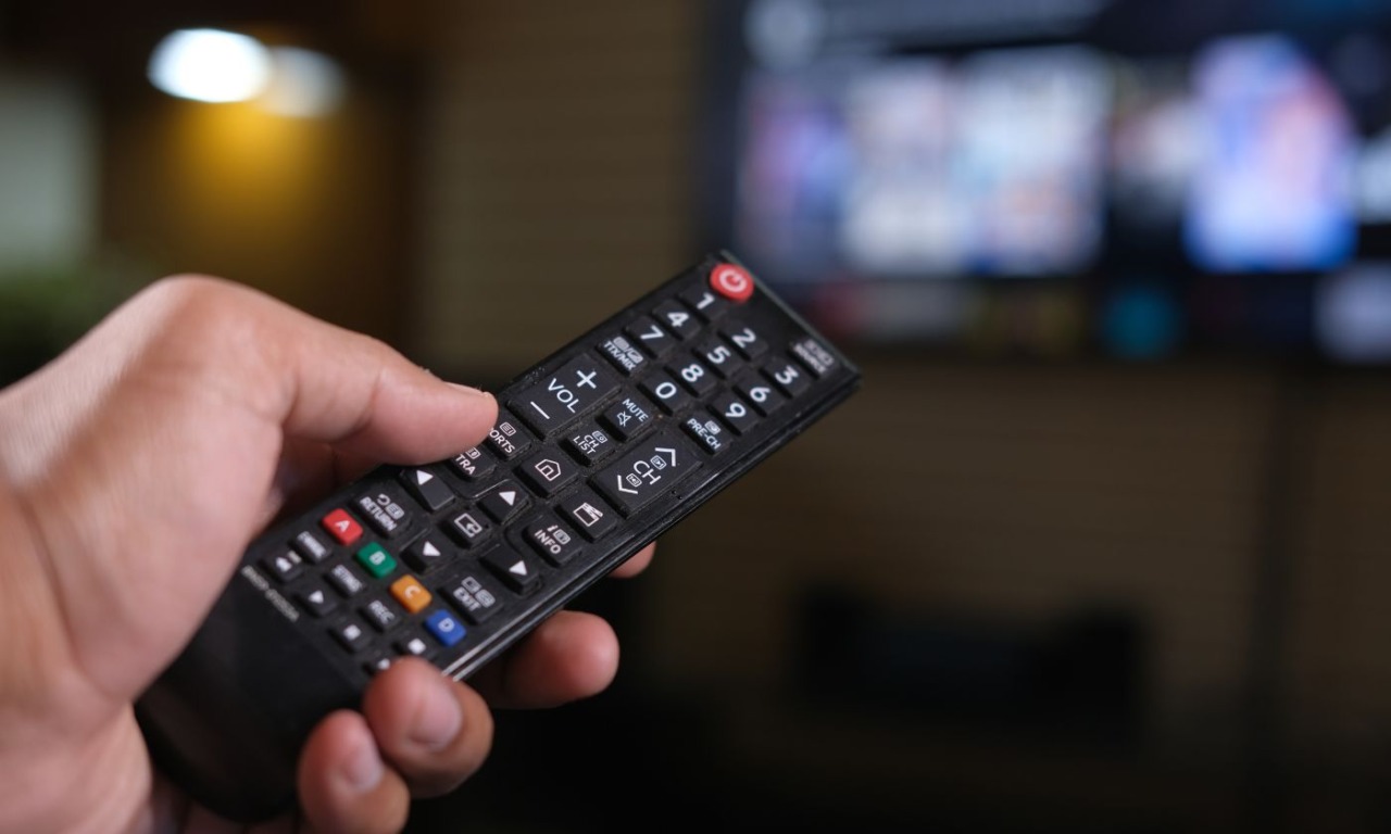 Manovra: tornano i fondi per le tv locali nel 2026 (ma rimangono i tagli del 2027 e 2028)