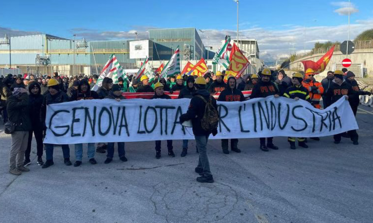 Ex Ilva, Urso: "Non c'è piano di chiusura, il contrario: manutenzione entro marzo per consegna a nuovo acquirente"