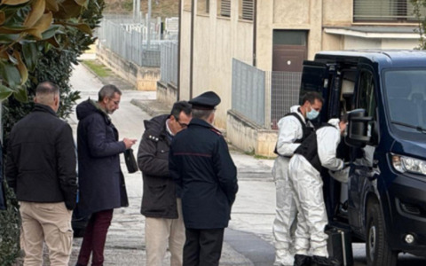 Femminicidio Marche: lui l’aveva già inseguita con l’ascia, ma era tornato a casa