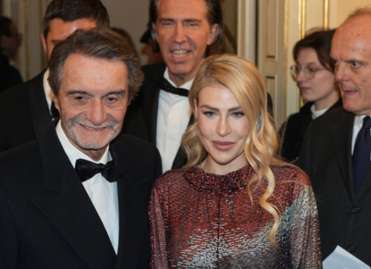 Prima della Scala, il governatore della Lombardia: “Pregiudizi romani, Bossi ci aveva visto giusto”