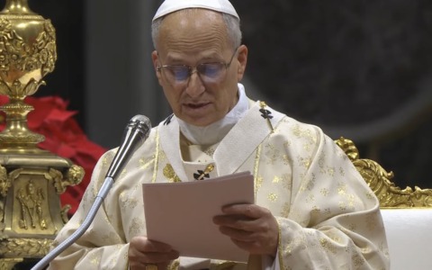 Crans-Montana, le famiglie delle vittime da Papa Leone. I Moretti confessano: “I documenti non ci sono”