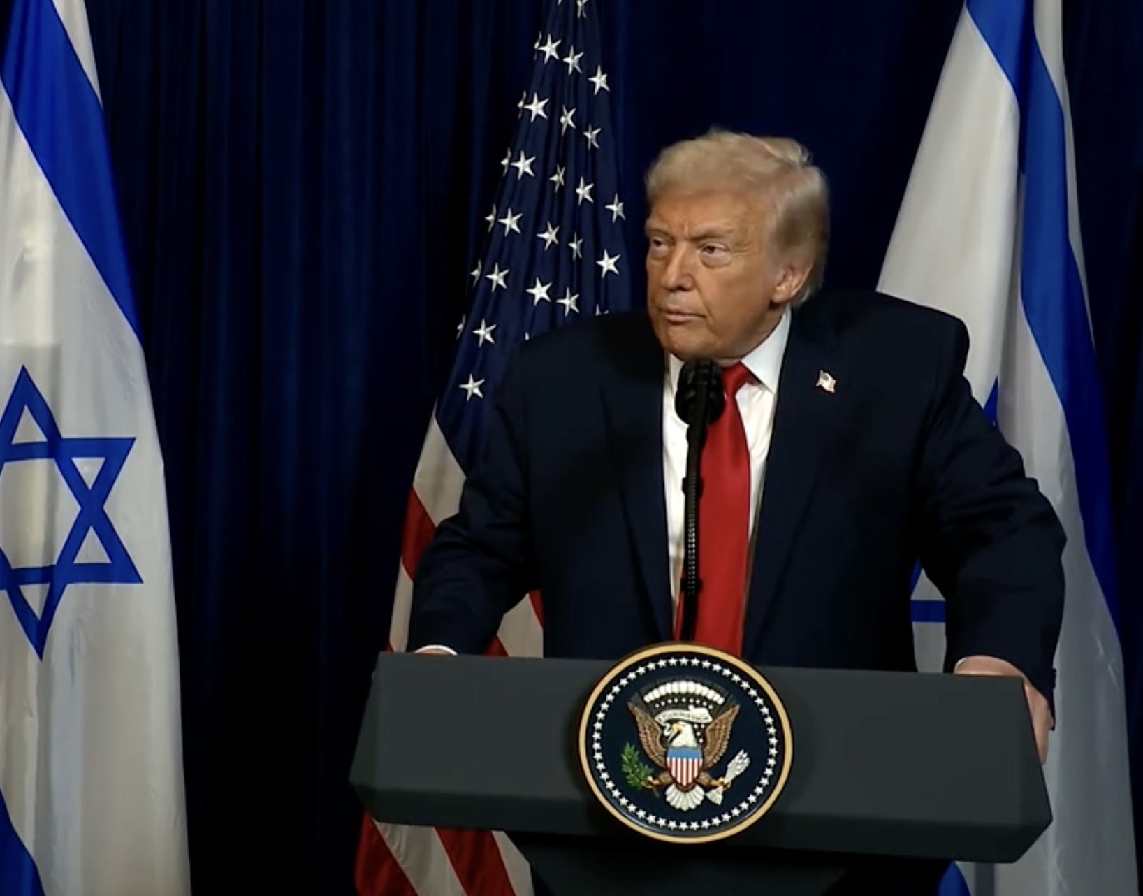 Trump accoglie Netanyahu a Mar-a-Lago: "Rispettati gli step verso la fase 2 a Gaza"