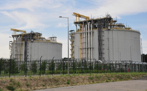 Bruxelles approva nuovo un nuovo divieto all’import di gas russo