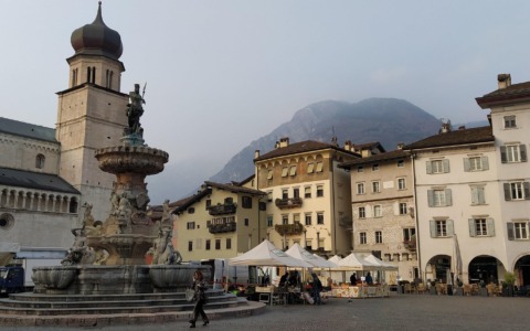 Qualità della vita 2025: Trento prima, il Nord domina. Ma per le donne la città migliore è un’altra