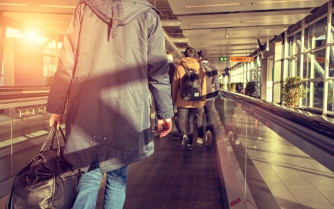 Turismo natalizio, l’Italia cresce del 6% rispetto al 2024: attesi 4 milioni di arrivi dall’estero