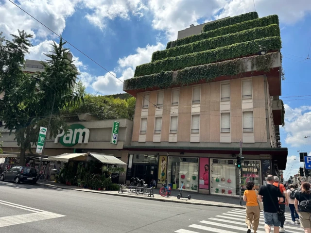 Il test del carrello colpisce ancora: altra commessa con 36 anni di esperienza ingannata e sospesa. Ira dei sindacati