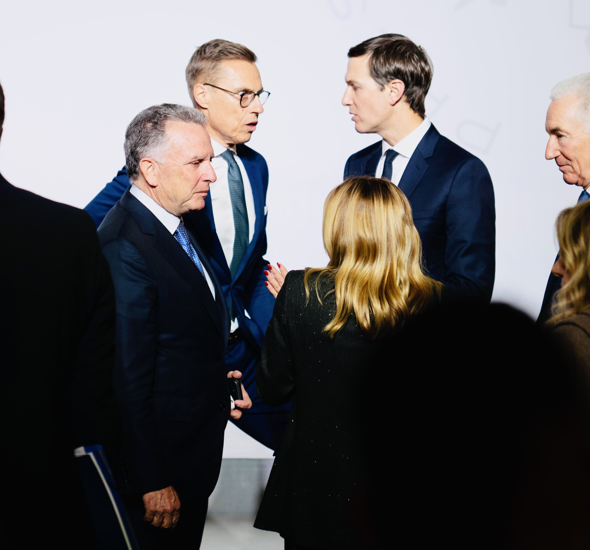 Volenterosi: le cinque garanzie per Kiev. Meloni: "Nessun soldato italiano"