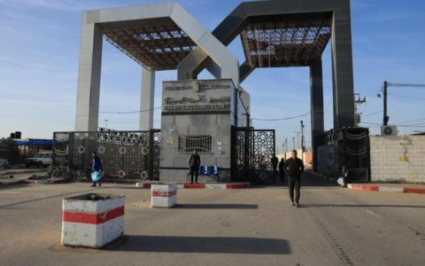 Gaza: è stato consegnato il corpo dell’ultimo ostaggio, ma il valico di Rafah resta chiuso