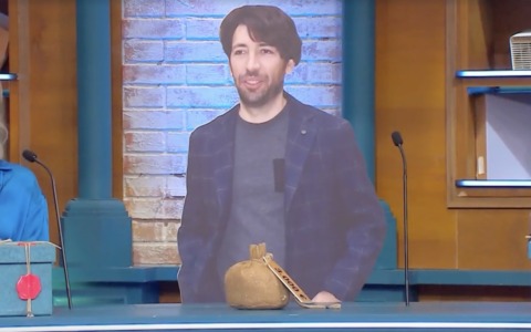 Herbert Ballerina assente da Affari Tuoi: che fine ha fatto la spalla comica di De Martino?