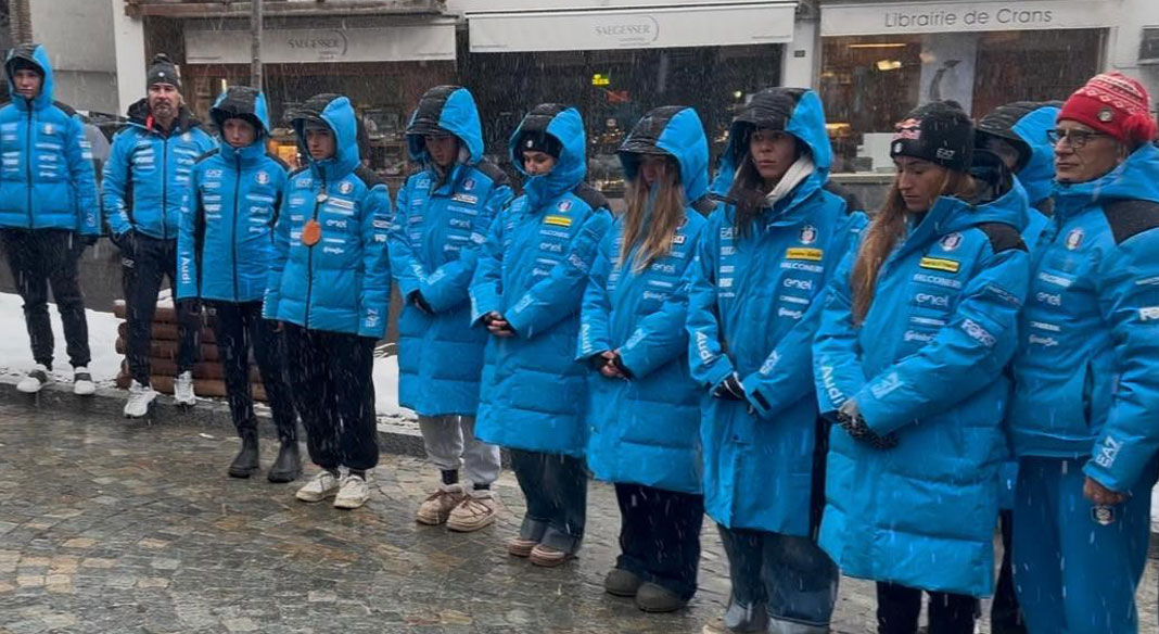 Crans-Montana, l’omaggio delle azzurre dello sci alle vittime della tragedia