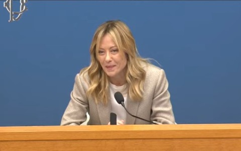 Conferenza stampa di inizio anno, 40 domande a Giorgia Meloni DIRETTA