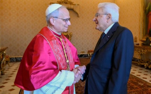 Mattarella scrive a Papa Leone: “Pace non è utopia ingenua, è condizione per la sopravvivenza dell’umanità”