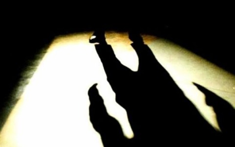 Ladro accoltellato dal padrone di casa durante un furto muore in ospedale