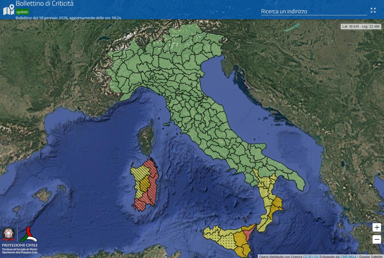 Nubifragi, burrasche e mareggiate in Sicilia, Sardegna e Calabria: scuole chiuse