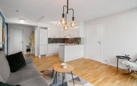 Luce e stile: come scegliere la lampada giusta per ogni ambiente