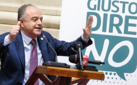 Referendum, bufera sul procuratore di Napoli Gratteri: “Voteranno sì indagati e Massoneria deviata”