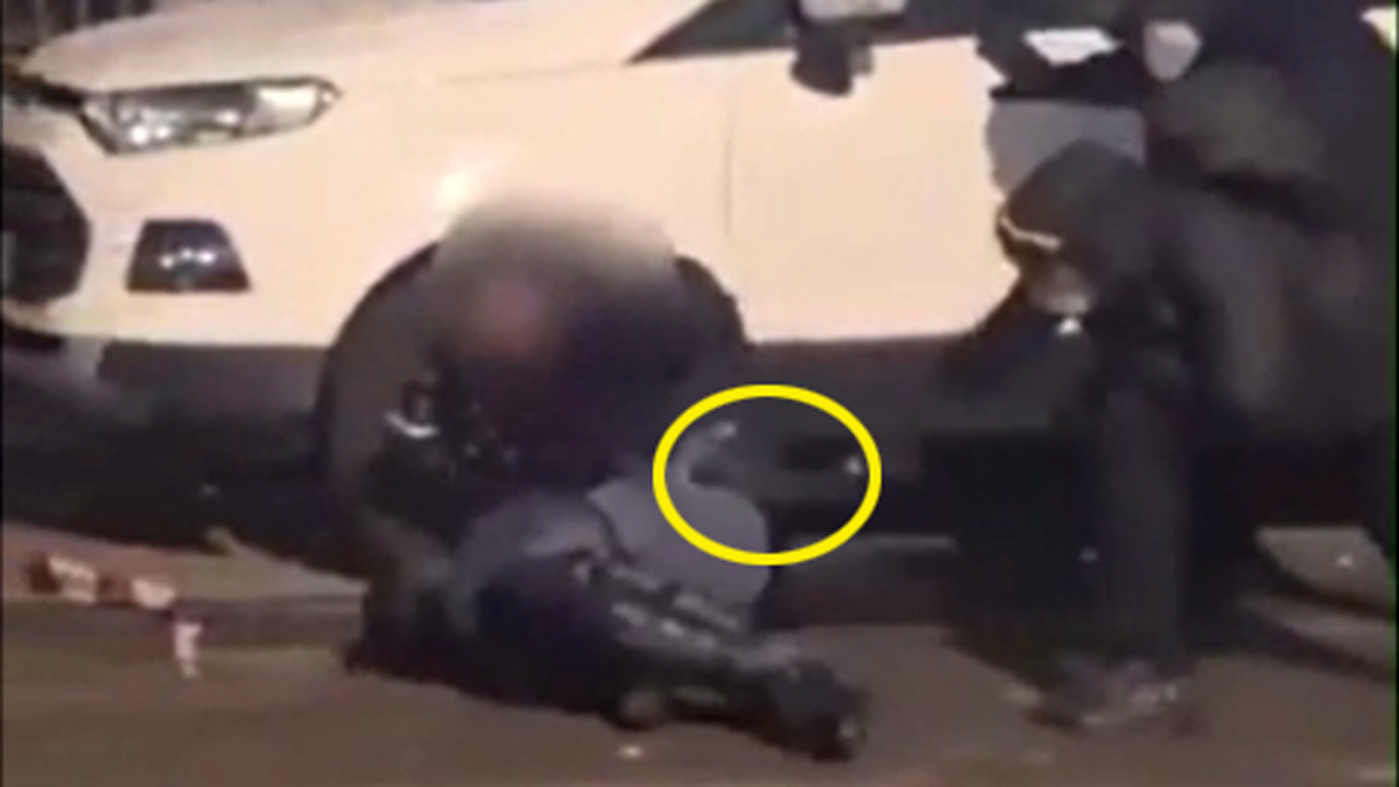 Arrivava da Grosseto l’antagonista che ha preso a martellate un poliziotto a Torino