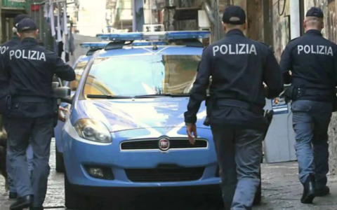 Tentato femminicidio: spara alla moglie (che si salva), ma colpisce la tv