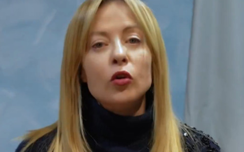 Blocco navale ed espulsioni più veloci: cosa c’è nel ddl Migranti