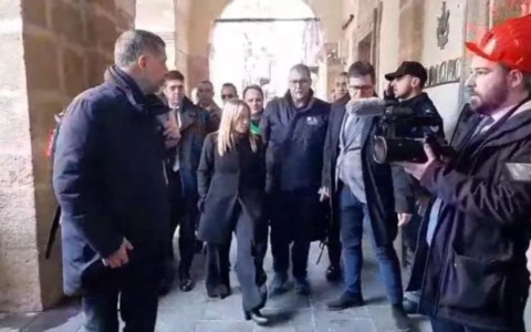 Giorgia Meloni torna a Niscemi: “Fondi per 150 milioni, decreto legge in arrivo mercoledì”