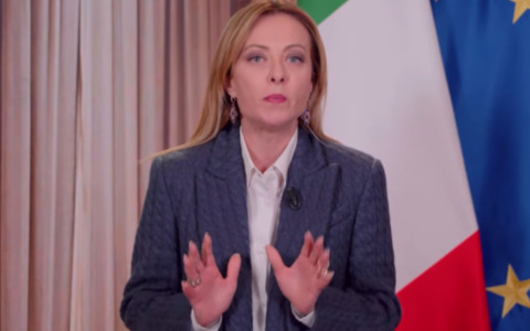 Meloni contro i giudici sul caso Sea Watch: “Risarcimento contro legge su immigrazione clandestina”