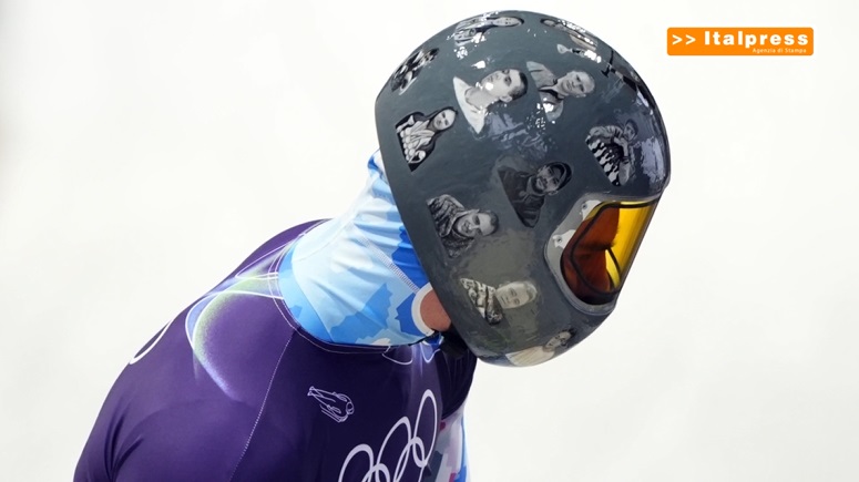 Casco commemorativo vietato, atleta skeleton ucraino Heraskevych fuori dai Giochi