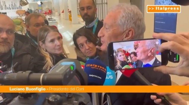 Milano Cortina 2026: chi sarà l’ultimo tedoforo che accenderà il braciere delle Olimpiadi?