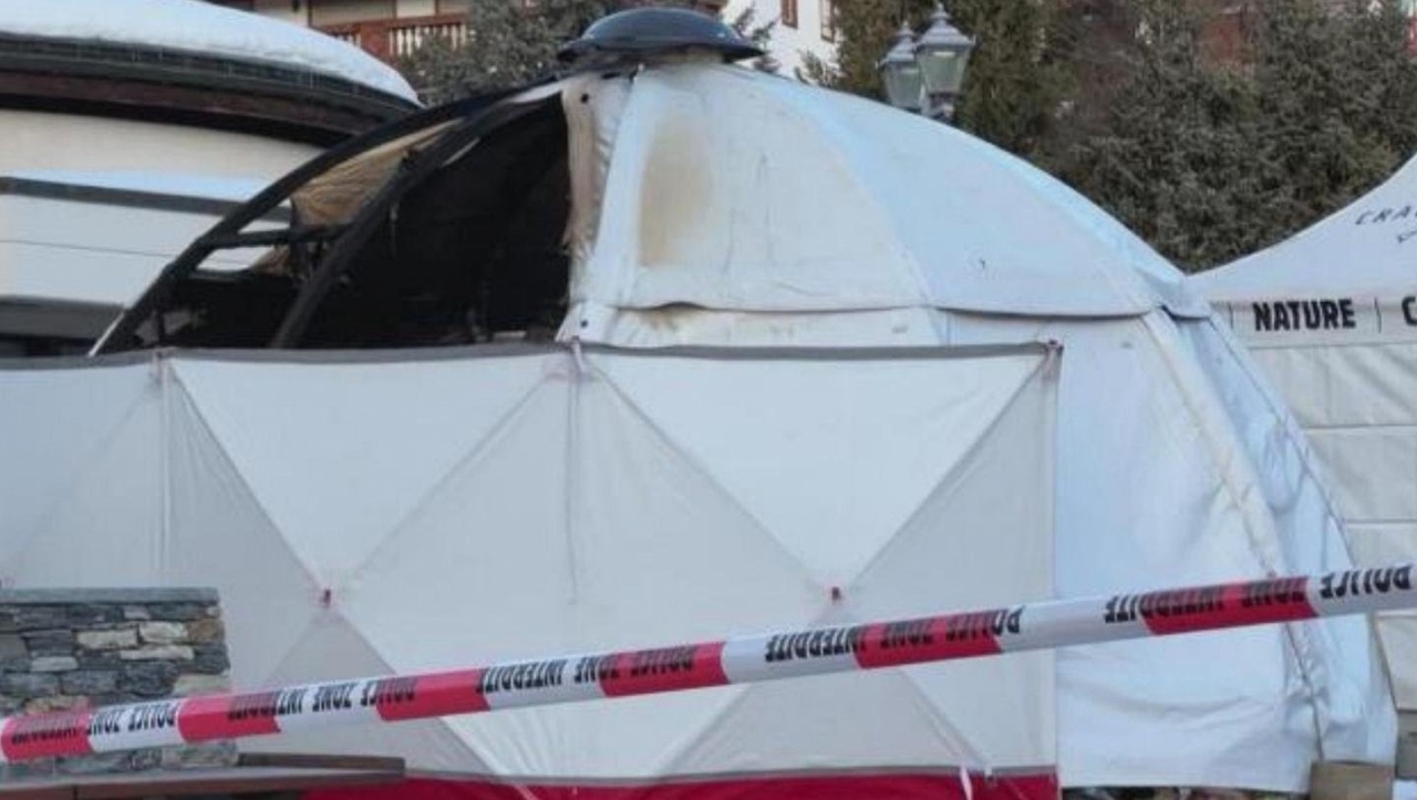 Incendio al memoriale delle vittime del Constellation a Crans-Montana