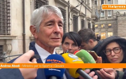 Olimpiadi Milano-Cortina 2026, Abodi e Santanchè sui disordini: “Non manifestanti ma criminali. Le proteste danneggiano l’Italia”