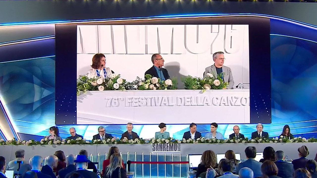 Sanremo 2026: chi sale sul palco nella quarta serata delle cover e dei duetti