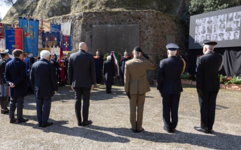 Il Presidente Mattarella commemora l’82° anniversario dell’eccidio delle Fosse Ardeatine