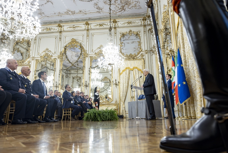 Il Presidente Sergio Mattarella: "ogni suicidio in carcere è sconfitta dello Stato"