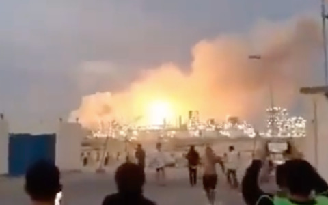 Bahrein, raid iraniani su due hotel e un edificio residenziale. Attacchi israeliani in Libano, a Beirut quasi mezzo milione di evacuati