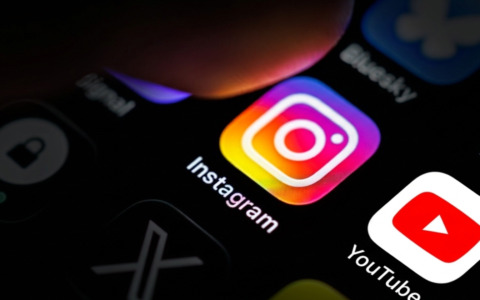 Condanna per Instagram e YouTube negli Usa: 3 milioni di dollari a una ragazza per la dipendenza digitale