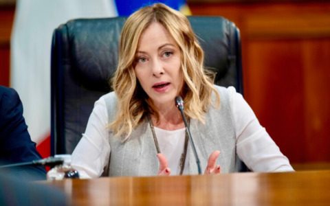 Contatti continui di Meloni con leader Ue e del Golfo Persico, oggi Crosetto e Tajani in Parlamento