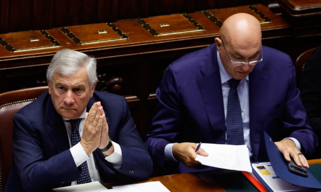 Tajani di nuovo: “L’obiettivo del missile che ha colpito la base italiana in Iraq non eravamo noi”