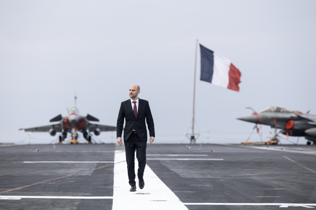 Il ministro degli esteri francese critico su USA e Israele: “Avrebbero dovuto prima discuterne con l’Onu”