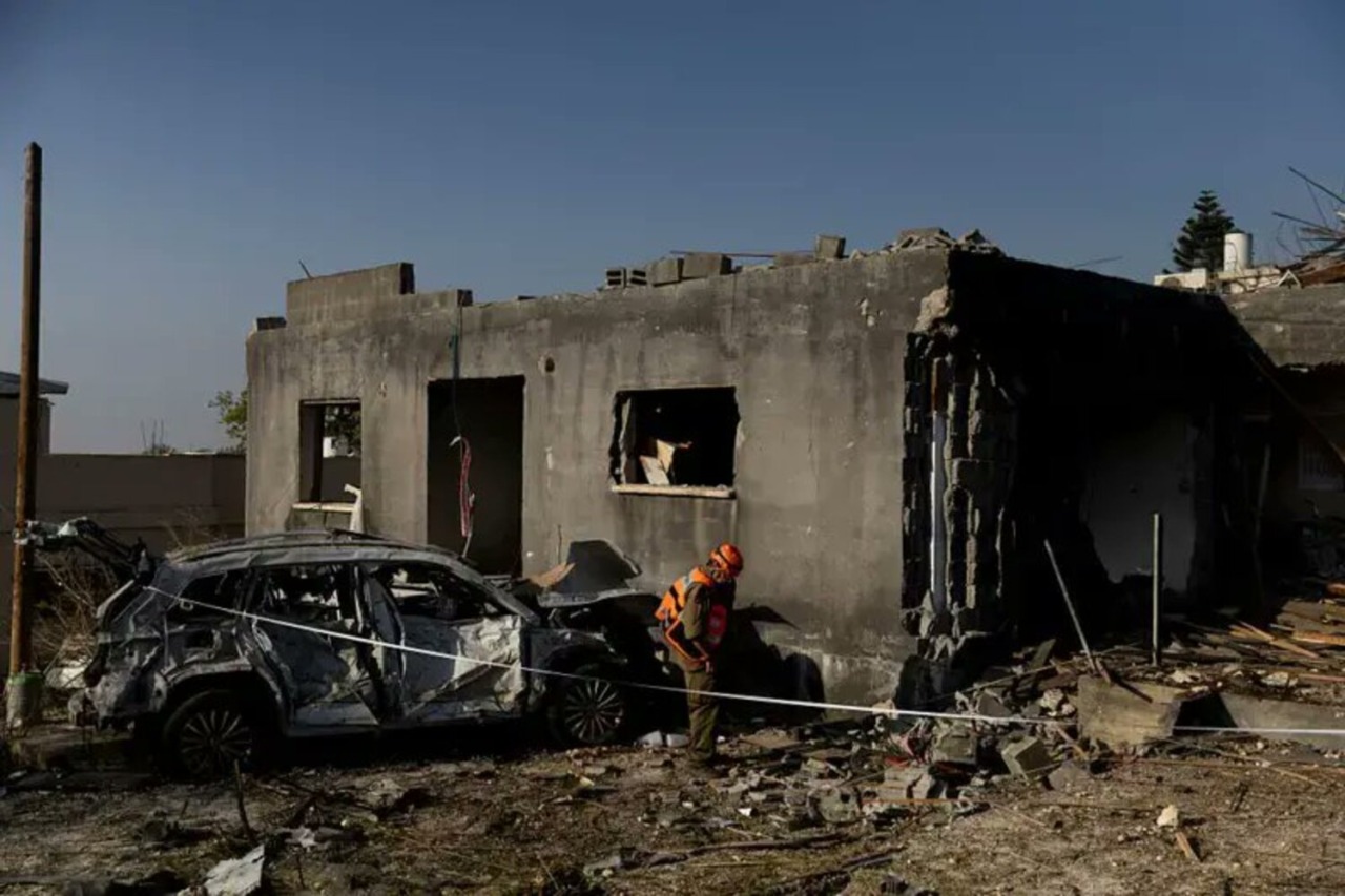 L’Iran attacca una città a maggioranza araba (Zarzir) nel Nord di Israele e fa 60 feriti