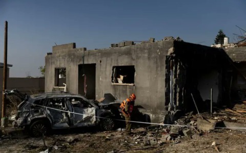 L’Iran attacca una città a maggioranza araba (Zarzir) nel Nord di Israele e fa 60 feriti