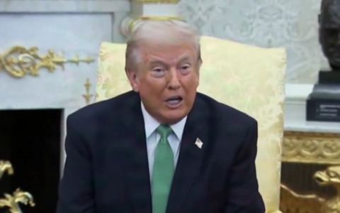 Trump attacca ancora la Nato: “Non fa niente per noi, ma non ci serve”