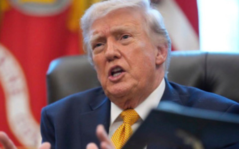 Trump vuole il petrolio iraniano e punta di nuovo l’isola di Kharg