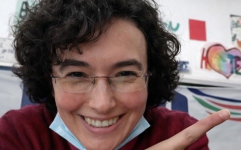 La lettera di Chiara Mocchi, la prof accoltellata a Trescore: “Stiamo accanto ai ragazzi che fanno più fatica”