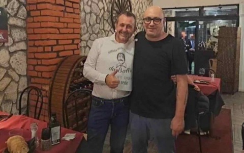 Dall’opposizione: “Il ristorante di Delmastro reinvestiva denaro per il boss della Camorra”