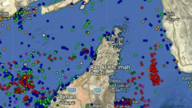 Trump alle petroliere: “Tirate fuori gli attributi e attraversate lo stretto, vi scortiamo noi”