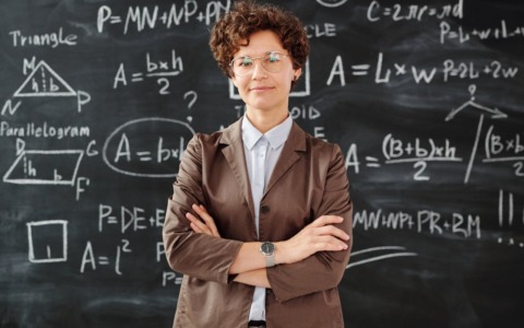 Carta del docente da 383 euro: importi, chi può richiederla e cosa fare